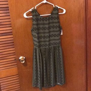 👗👗 pretty little green dress